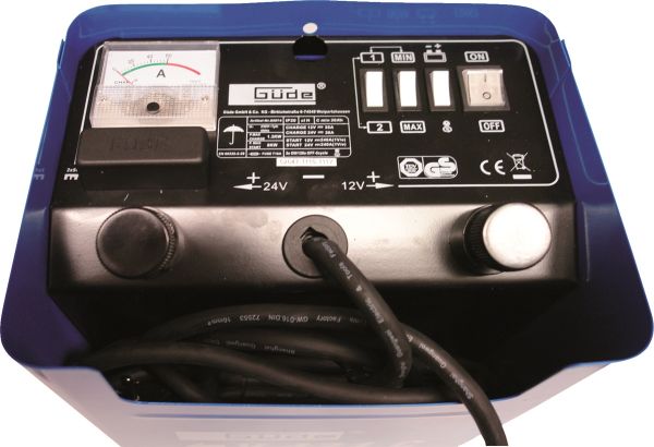 GÜDE Batterielader V 421 C Schnellader Fahrzeugbatterien Starter 800 Ah 8000 W 